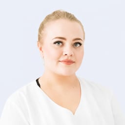 Портретный снимок врача, приём в городе Алматы