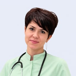 Портретный снимок врача, приём в городе Алматы