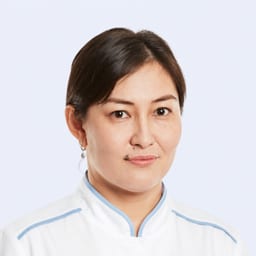 Портретный снимок врача, приём в городе Алматы