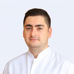 Портретный снимок врача, приём в городе Алматы Портретный снимок врача, приём в городе Алматы