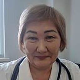 Портретный снимок врача, приём в городе Астана