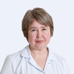 Портретный снимок врача, приём в городе Алматы