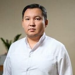Дәрігердің портреттік суреті, Алматы қаласында қабылдау