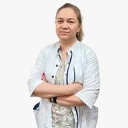 Портретный снимок врача, приём в городе Алматы