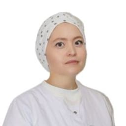 Портретный снимок врача, приём в городе Алматы