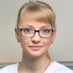 Портретный снимок врача, приём в городе Алматы