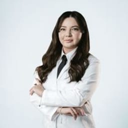 Дәрігердің портреттік суреті, Алматы қаласындағы қабылдау