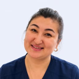 Портретный снимок врача, приём в городе Астана Портретный снимок врача, приём в городе Астана