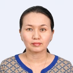 Портретный снимок врача, приём в городе Астана