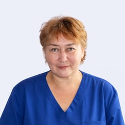 Портретный снимок врача, приём в городе Алматы