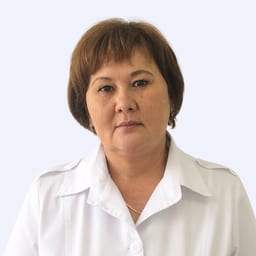 Портретный снимок врача, приём в городе Алматы
