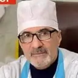 Портретный снимок врача, приём в городе Алматы