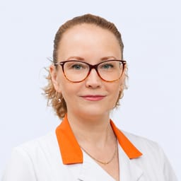 Портретный снимок врача, приём в городе Алматы
