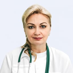Портретный снимок врача, приём в городе Астана