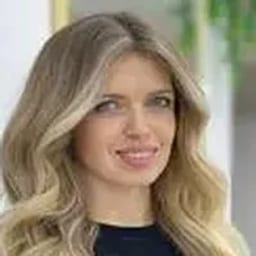 Портретный снимок врача, приём в городе Астана Портретный снимок врача, приём в городе Астана