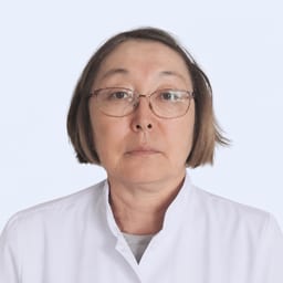 Портретный снимок врача, приём в городе Астана