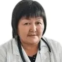 Портретный снимок врача, приём в городе Астана