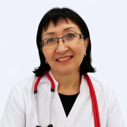 Портретный снимок врача, приём в городе Астана