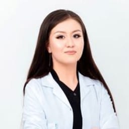Портретный снимок врача, приём в городе Астана