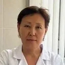 Портретный снимок врача, приём в городе Алматы