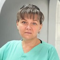 Портретный снимок врача, приём в городе Алматы