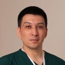 Портретный снимок врача, приём в городе Алматы Портретный снимок врача, приём в городе Алматы