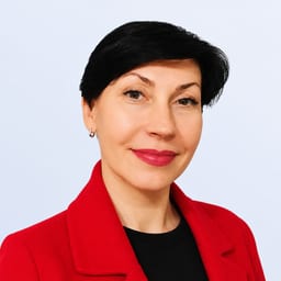 Портретный снимок врача, приём в городе Алматы