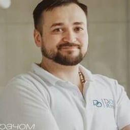 Портретный снимок врача, приём в городе Алматы