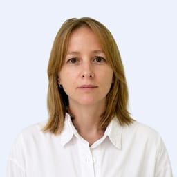 Портретный снимок врача, приём в городе Алматы