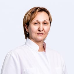 Портретный снимок врача, приём в городе Алматы