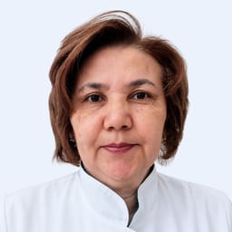 Портретный снимок врача, приём в городе Астана