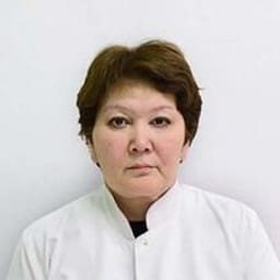 Портретный снимок врача, приём в городе Алматы