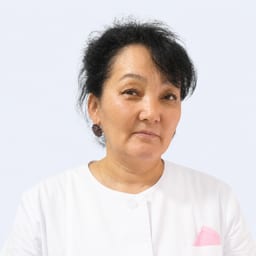 Портретный снимок врача, приём в городе Алматы