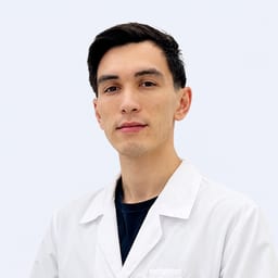 Портретный снимок врача, приём в городе Астана Портретный снимок врача, приём в городе Астана