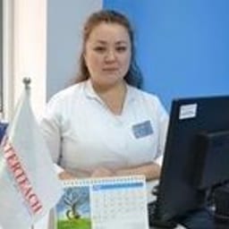 Портретный снимок врача, приём в городе Алматы