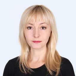 Портретный снимок врача, приём в городе Алматы
