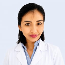 Портретный снимок врача, приём в городе Алматы