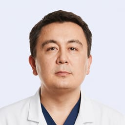Портретный снимок врача, приём в городе Алматы