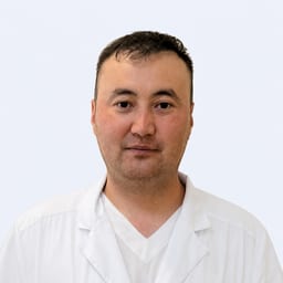 Портретный снимок врача, приём в городе Алматы