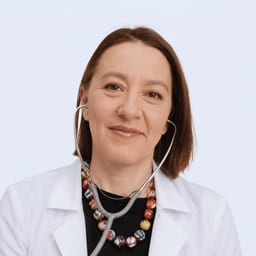 Портретный снимок врача, приём в городе Алматы Портретный снимок врача, приём в городе Алматы