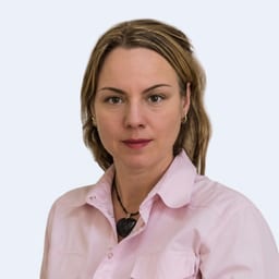 Портретный снимок врача, приём в городе Алматы Портретный снимок врача, приём в городе Алматы