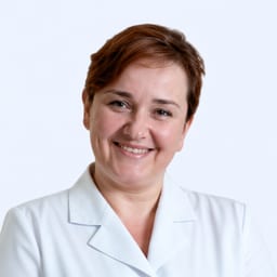 Портретный снимок врача, приём в городе Алматы