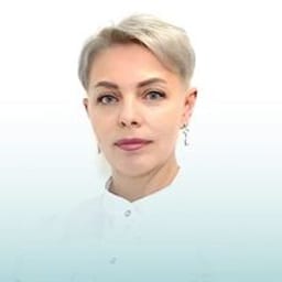Портретный снимок врача, приём в городе Алматы