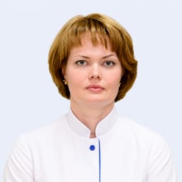 Портретный снимок врача, приём в городе Алматы