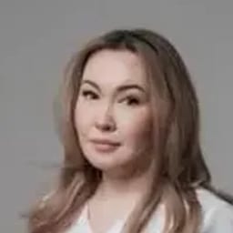Портретный снимок врача, приём в городе Алматы