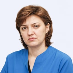 Портретный снимок врача, приём в городе Алматы