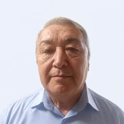 Портретный снимок врача, приём в городе Алматы