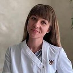 Дәрігердің портреттік суреті, Алматы қаласында қабылдау