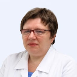 Портретный снимок врача, приём в городе Астана