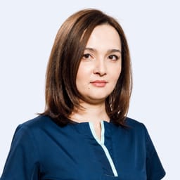 Портретный снимок врача, приём в городе Алматы